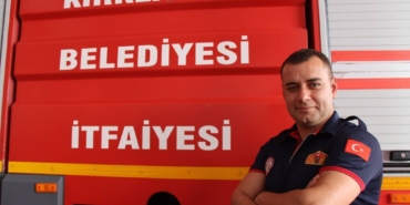 bilecik-haber_itfaiyeci-babasi-ve-amcasi-gibi-alevlerle-mucadele-ediyor-31908.jpg