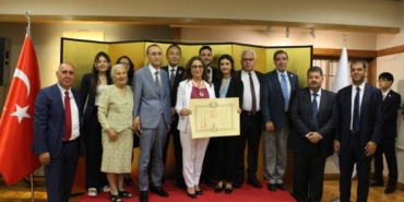 bilecik-haber_kandilli-rasathanesi-muduru-ozel-e-altin-isiklar-ve-yukselen-gunes-devlet-nisani-verildi-29395.jpg