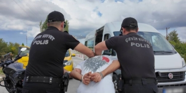 bilecik-haber_kirklareli-nde-sinir-kapisi-yolundaki-takside-6-duzensiz-gocmen-yakalandi-30273.jpg