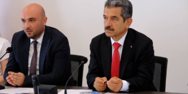bilecik-haber_kirklareli-valisi-ekici-il-genel-meclisini-ziyaret-etti-26959.jpg