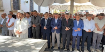 bilecik-haber_kocaeli-de-aysenur-ezgi-eygi-icin-giyabi-cenaze-namazi-kilindi-29341.jpg