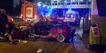 bilecik-haber_kocaeli-de-belediye-otobuslerine-carpan-otomobildeki-1-kisi-oldu-3-kisi-yaralandi-28219.jpg