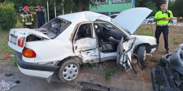 bilecik-haber_kocaeli-de-iki-otomobilin-carpistigi-kazada-3-kisi-yaralandi-26843.jpg