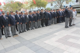 bilecik-haber_manyas-ta-gaziler-gunu-kutlandi-30613.jpg