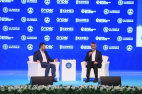 bilecik-haber_meb-bakan-yardimcisi-nazif-yilmaz-onder-21-imam-hatipliler-kurultayi-nda-konustu-28316.jpg