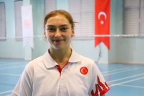 bilecik-haber_milli-badmintoncu-sinem-yildiz-dunya-gencler-sampiyonasi-oncesi-iddiali-32437.jpg