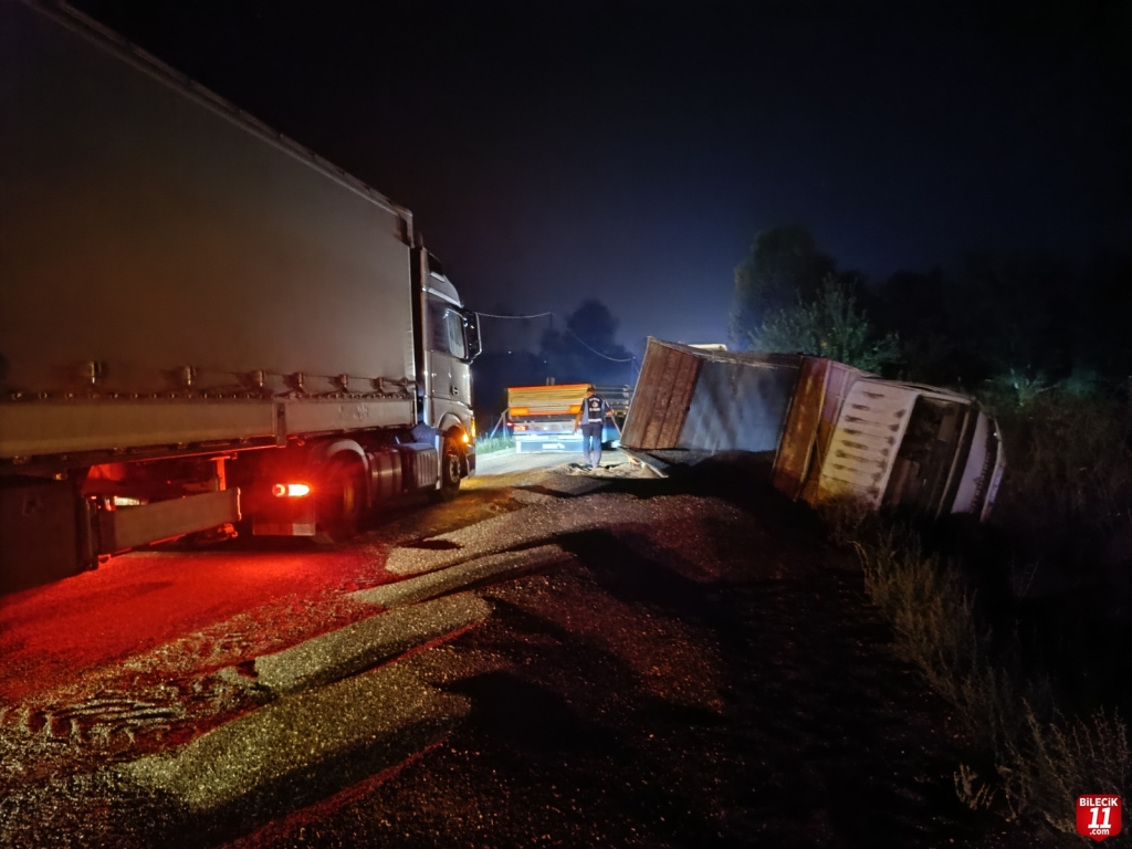 Ortalık savaş alanına döndü: Bilecik'te zincirleme trafik kazası