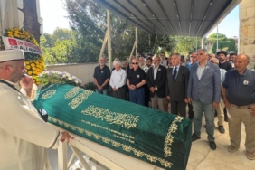 bilecik-haber_ressam-teoman-sudor-son-yolculuguna-ugurlandi-28980.jpg