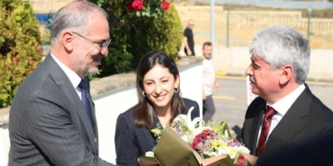bilecik-haber_sakarya-valiligine-atanan-rahmi-dogan-gorevine-basladi-32089.jpg