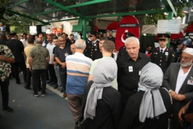 bilecik-haber_sehit-jandarma-astsubay-cavus-cangir-memleketi-sakarya-da-son-yolculuguna-ugurlandi-30661.jpg