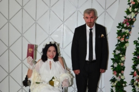 bilecik-haber_tekirdag-da-bakimevinde-tanisan-engelli-cift-dunyaevine-girdi-31147.jpg
