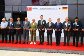 bilecik-haber_tekirdag-da-karbon-fiber-malzemeden-ucak-parcasi-uretecek-fabrikanin-acilisi-yapildi-28835.jpg