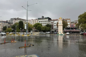 bilecik-haber_tekirdag-da-saganak-etkili-oluyor-30124.jpg