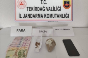bilecik-haber_tekirdag-da-uyusturucu-operasyonunda-8-supheli-yakalandi-30589.jpg