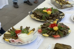 bilecik-haber_tekirdag-da-zeytinyagli-sarma-yarismasi-yapildi-29545.jpg