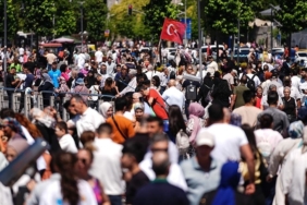 Türkiye'de beklenen yaşam süresi 77,3 yıl