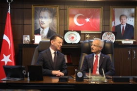 bilecik-haber_ulastirma-ve-altyapi-bakani-uraloglu-tekirdag-da-konustu-31015.jpg