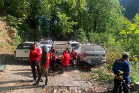 bilecik-haber_uludag-da-mahsur-kalan-3-kisi-kurtarildi-29858.jpg