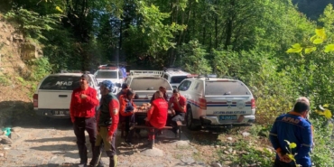 bilecik-haber_uludag-da-mahsur-kalan-3-kisi-kurtarildi-29858.jpg