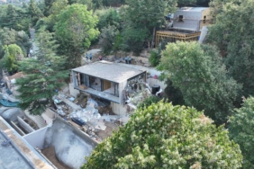 bilecik-haber_vanikoy-de-izinsiz-insaattaki-ruhsatsiz-ve-kacak-yapilarin-yikimina-baslandi-27260.jpg