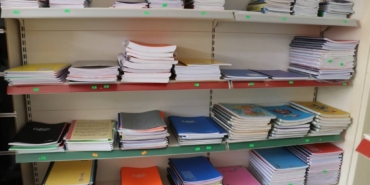 bilecik-haber_yalova-da-bir-kirtasiyeci-askida-defter-kalem-uygulamasi-baslatti-30351.jpg