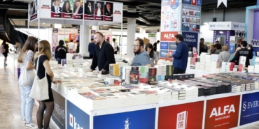 bilecik-haber_14-kocaeli-kitap-fuari-kapilarini-acti-34302.jpg