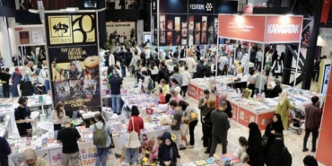 bilecik-haber_14-kocaeli-kitap-fuari-nda-hafta-sonu-yogunlugu-yasaniyor-35842.jpg