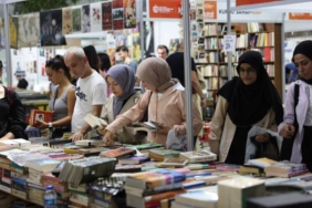 bilecik-haber_14-kocaeli-kitap-fuari-ni-hafta-sonu-282-bin-kisi-ziyaret-etti-34694.jpg