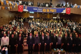 bilecik-haber_ak-parti-serdivan-ilce-baskanligina-yeniden-haldizoglu-getirildi-39179.jpg