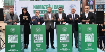 bilecik-haber_arnavutkoy-de-insa-edilecek-namazgah-camisi-nin-temeli-dualarla-atildi-38815.jpg