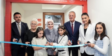 bilecik-haber_bakan-goktas-kasimpasa-oya-kayacik-cocuk-evleri-sitesi-gastronomi-atolyesi-nin-acilisina-katildi-36911.jpg