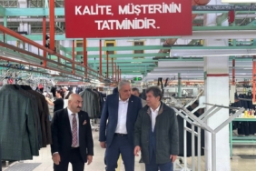 Bakkalcıoğlu'ndan 'Sarar Giyim'e ziyaret