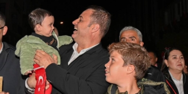 bilecik-haber_balikesir-de-cumhuriyet-bayrami-kutlamalari-sonra-erdi-39806.jpg