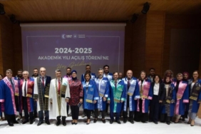 bilecik-haber_bandirma-onyedi-eylul-universitesinde-akademik-yil-torenle-basladi-33324.jpg