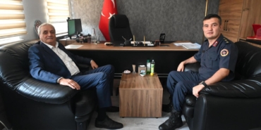 BAŞKAN'DAN KOMUTAN'A ZİYARET