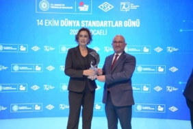 bilecik-haber_bera-alanya-otel-helal-turizm-odulu-nu-kazandi-36318.jpg