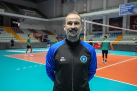 bilecik-haber_bursa-buyuksehir-belediyespor-un-efeler-ligi-ndeki-ilk-hedefi-play-off-34286.jpg