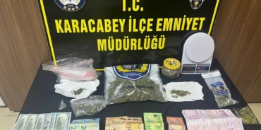 bilecik-haber_bursa-da-uyusturucu-operasyonunda-3-zanli-tutuklandi-34732.jpg