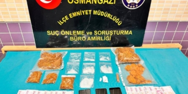 bilecik-haber_bursa-da-uyusturucu-operasyonunda-yakalanan-4-supheli-tutuklandi-37099.jpg