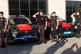 bilecik-haber_canakkale-de-10-yeni-polis-araci-hizmete-basladi-34845.jpg
