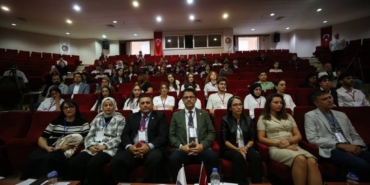 bilecik-haber_canakkale-de-13-uluslararasi-yeni-dunyada-iletisim-kongresi-basladi-33176.jpg