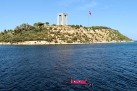 bilecik-haber_canakkale-il-emniyet-muduru-kurt-sehit-yakinlari-gaziler-ve-aileleriyle-bir-araya-geldi-33604.jpg