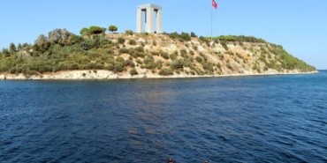 bilecik-haber_canakkale-il-emniyet-muduru-kurt-sehit-yakinlari-gaziler-ve-aileleriyle-bir-araya-geldi-33604.jpg
