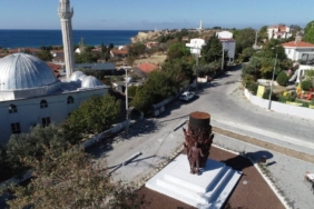 bilecik-haber_canakkale-savasi-ndan-kalan-bomba-parcalariyla-anit-yapildi-38176.jpg