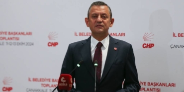 bilecik-haber_chp-genel-baskani-ozel-canakkale-de-il-belediye-baskanlari-toplantisi-nda-konustu-35519.jpg