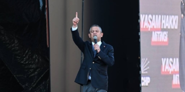 bilecik-haber_chp-genel-baskani-ozel-terore-ve-siddete-karsi-yasam-hakki-mitingi-nde-konustu-39195.jpg