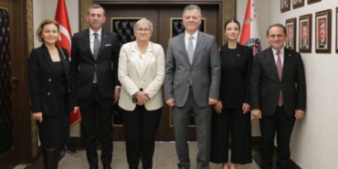 bilecik-haber_chp-sakarya-heyetinden-kent-protokolune-ziyaretler-39046.jpg