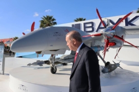 bilecik-haber_cumhurbaskani-erdogan-saha-expo-uluslararasi-savunma-havacilik-ve-uzay-sanayii-fuari-ni-gezdi-38834.jpg