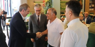 bilecik-haber_dem-parti-es-genel-baskani-bakirhan-bursa-da-temaslarda-bulundu-34481.jpg