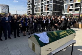 bilecik-haber_edirne-adliyesinde-hayatini-kaybeden-avukat-icin-toren-duzenlendi-36966.jpg